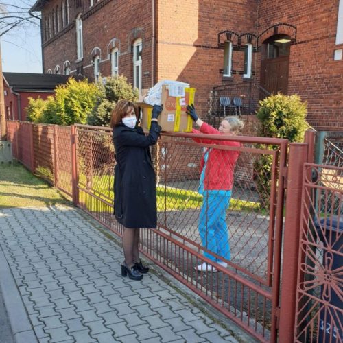 92264076_894236704350205_4247592410860748800_o W tym trudnym okresie wszyscy musimy sobie pomagać…